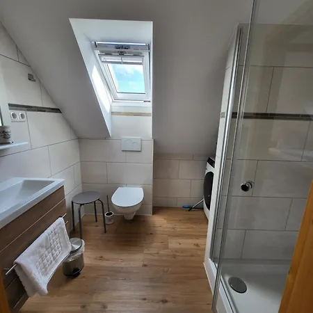 Altes Backhaus Bauernhof Vogel *